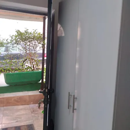 Apartment Oasis In Near Bus Station *