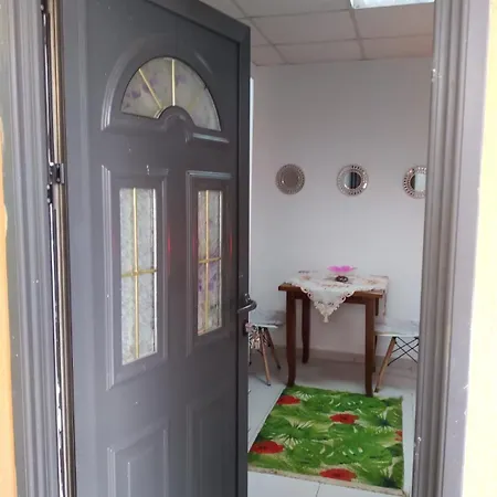 Oasis In Near Bus Station Tirana